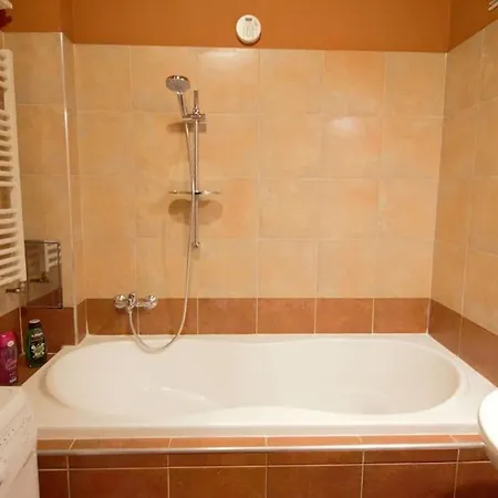 Comfort 2bedrooms Quite Place!-vinohrady Apartamento Praga