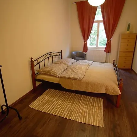 Comfort 2bedrooms Quite Place!-vinohrady Apartamento *