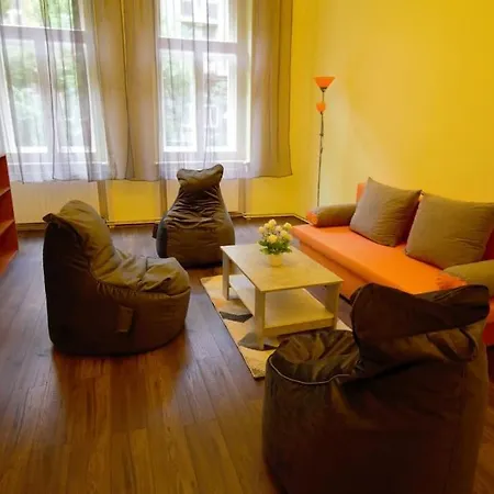 Comfort 2bedrooms Quite Place!-vinohrady Prag