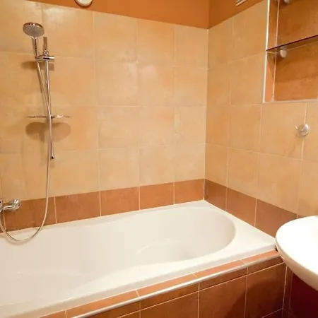 Comfort 2bedrooms Quite Place!-vinohrady Prag