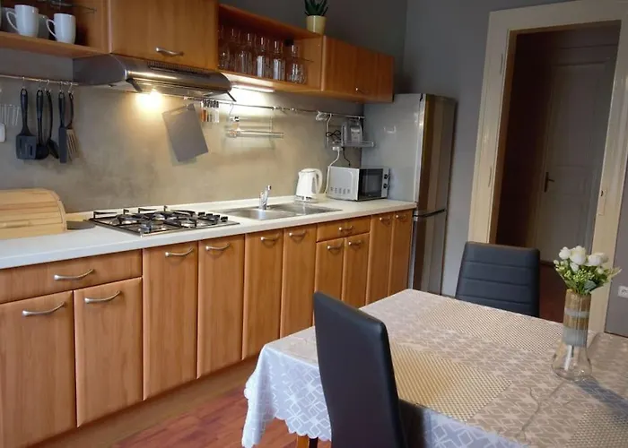 Comfort 2bedrooms Quite Place!-vinohrady *