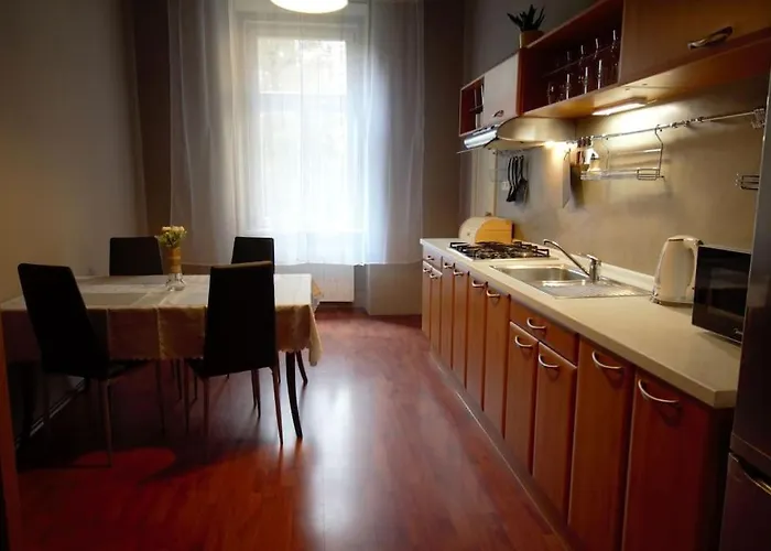 Comfort 2bedrooms Quite Place!-vinohrady Praha